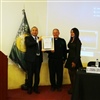 Entrega placa - Evento Acreditacion Internacional CLC by IBEC - UCSS