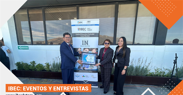 Reconocimiento al Colegio Isaac Newton de Quito por la Implementación de Estándares Internacionales